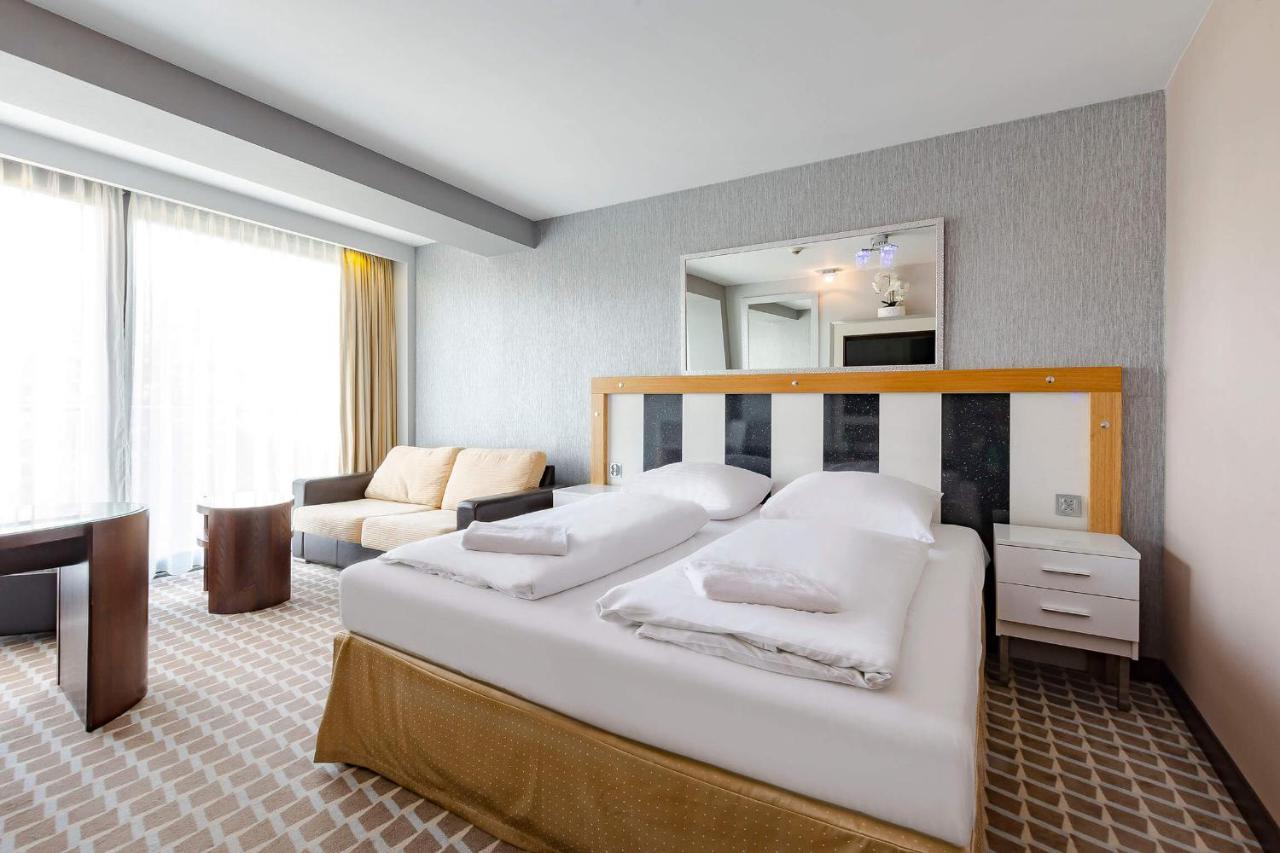 Vacationclub - Marine Hotel Apartament 214 科沃布热格 外观 照片